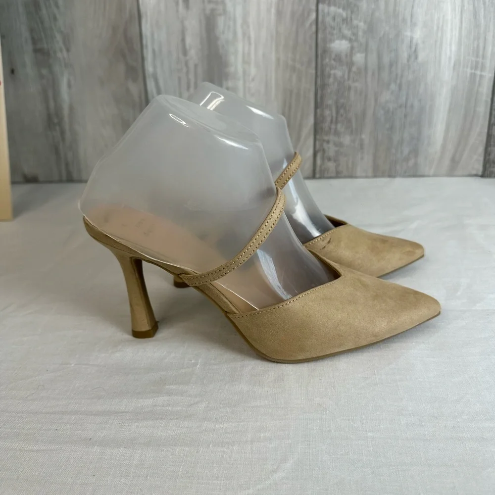 Flawed Chic Tan Women's Heels - Picture 4 of 6